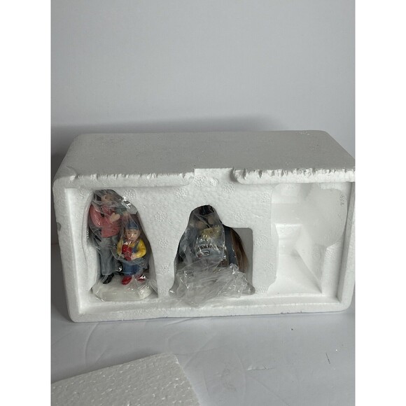 Dept 56 Snow Village “Another Man’s Treasure” Set Of 2 Shoppers Missing One BOX - Picture 11 of 11